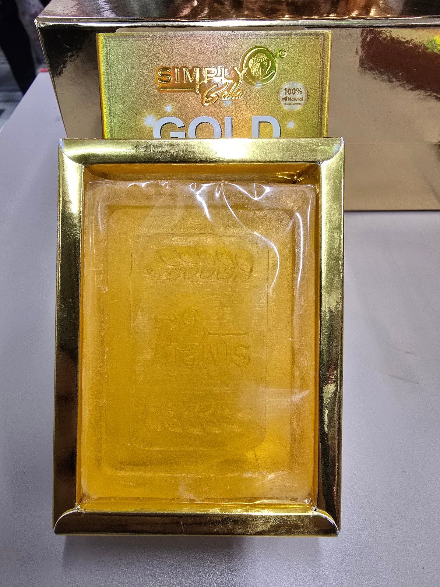 GOLD 24K WHITENING SOAP SKIN CARE