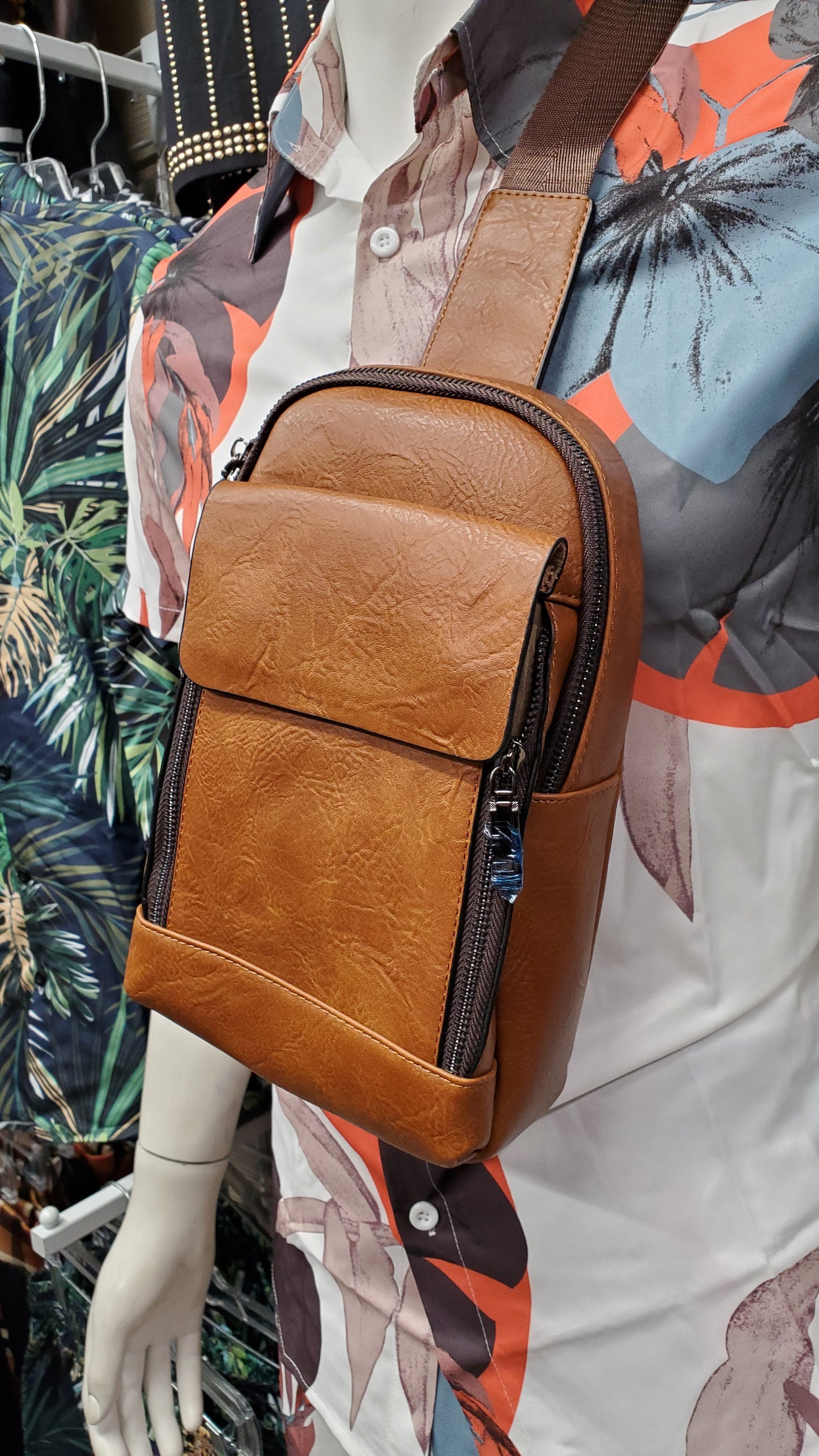 PLAIN FAUX-ZIPPER CROSSBODY BAG