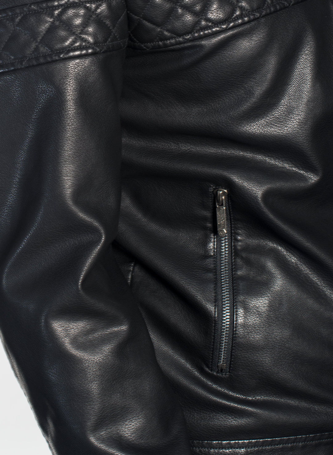 MEN LUXURY TAILORED FRONT ZIP PLEATHER JACKET