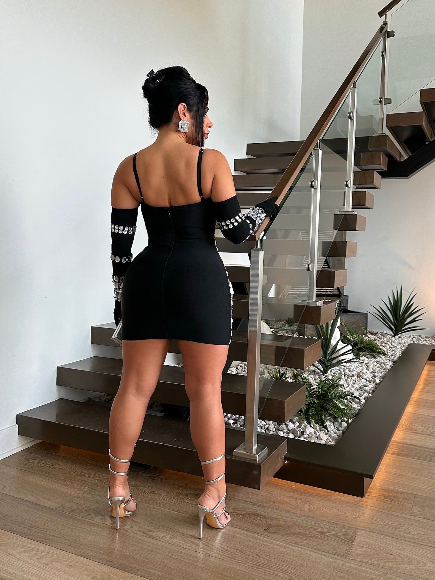 GLAM BANDAGE RHINESTONE MINI DRESS W/GLOVES