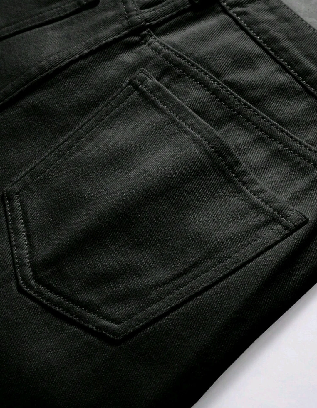 MEN RIPPED DENIM SHORT